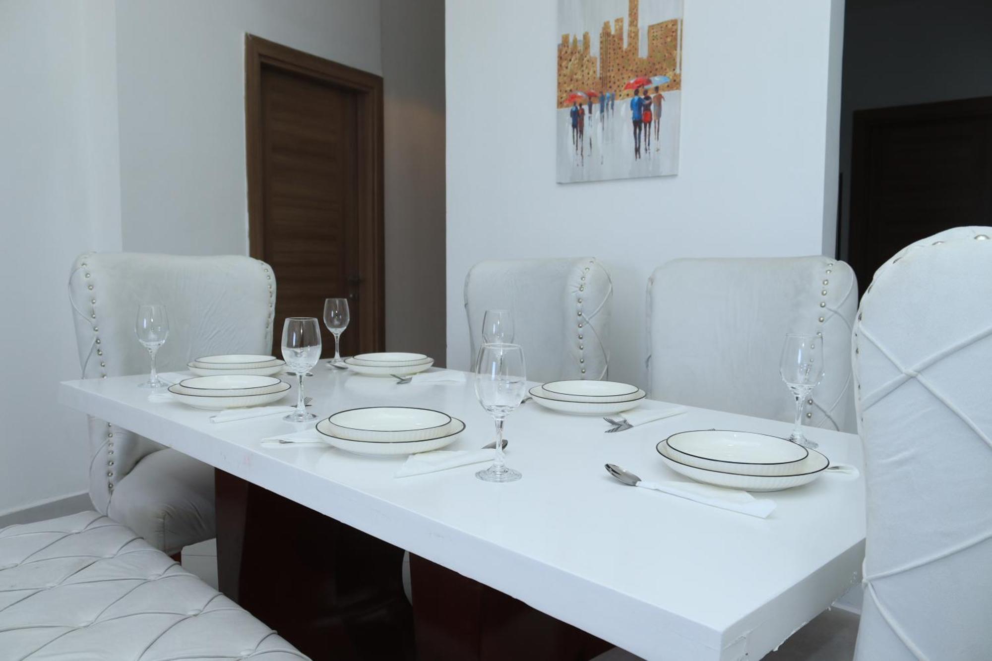 Angani Apartment, Ac Installed, Ocean View & Rooftop Pool Момбаса Екстер'єр фото