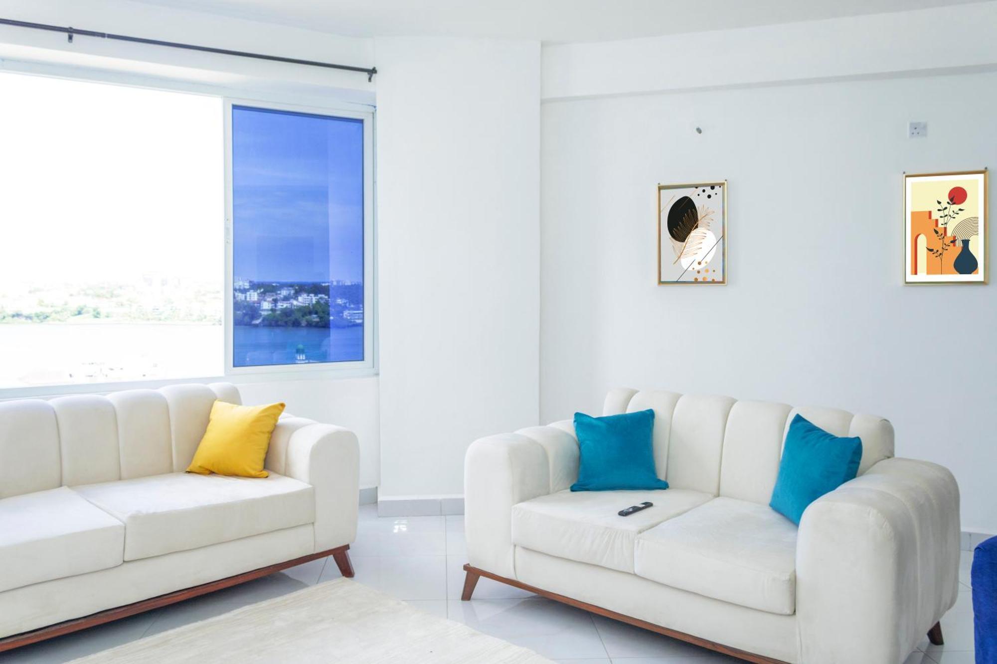 Angani Apartment, Ac Installed, Ocean View & Rooftop Pool Момбаса Екстер'єр фото